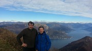 22 noi due sullo sfondo delle Alpi Pennine